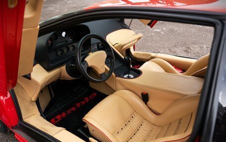 Lamborghini Diablo, 1992 год, 35 500 000 рублей, 14 фотография