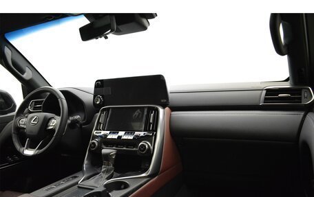 Lexus LX, 2024 год, 24 950 000 рублей, 10 фотография