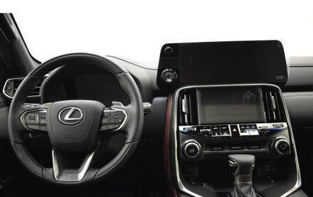 Lexus LX, 2024 год, 24 950 000 рублей, 13 фотография