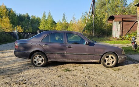 Mercedes-Benz C-Класс, 1993 год, 70 000 рублей, 4 фотография