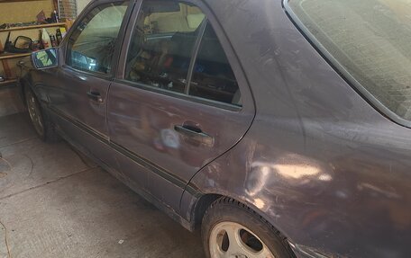 Mercedes-Benz C-Класс, 1993 год, 70 000 рублей, 6 фотография