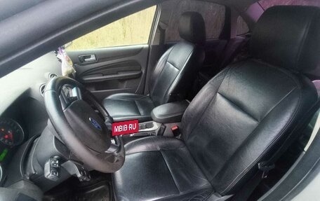 Ford Focus II рестайлинг, 2005 год, 300 000 рублей, 6 фотография