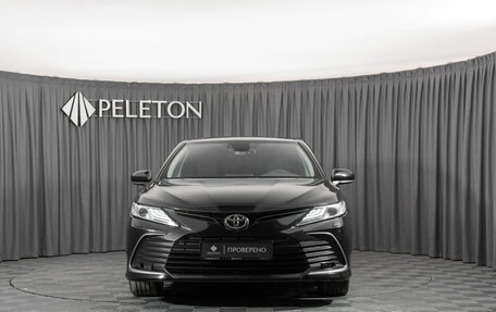 Toyota Camry, 2021 год, 2 450 000 рублей, 3 фотография