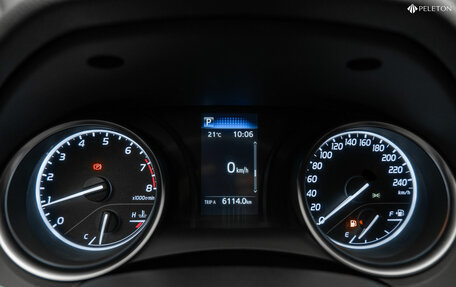 Toyota Camry, 2021 год, 2 450 000 рублей, 13 фотография