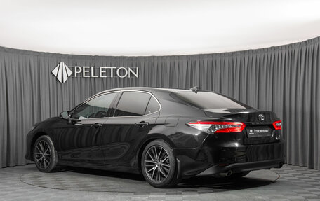 Toyota Camry, 2021 год, 2 450 000 рублей, 4 фотография