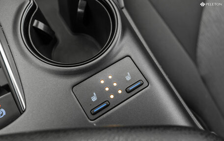 Toyota Camry, 2021 год, 2 450 000 рублей, 18 фотография