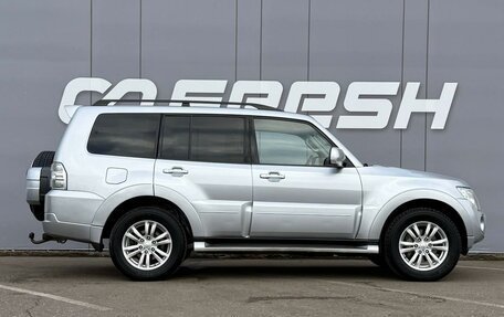 Mitsubishi Pajero IV, 2011 год, 2 020 000 рублей, 5 фотография