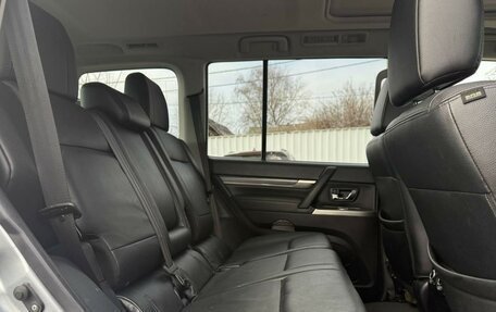 Mitsubishi Pajero IV, 2011 год, 2 020 000 рублей, 7 фотография