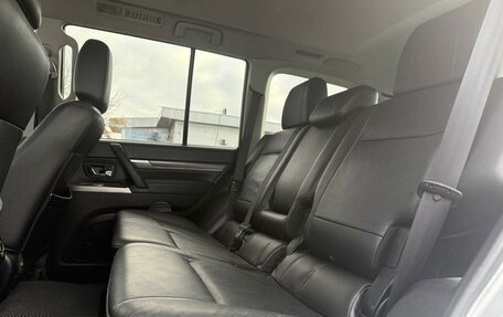 Mitsubishi Pajero IV, 2011 год, 2 020 000 рублей, 9 фотография