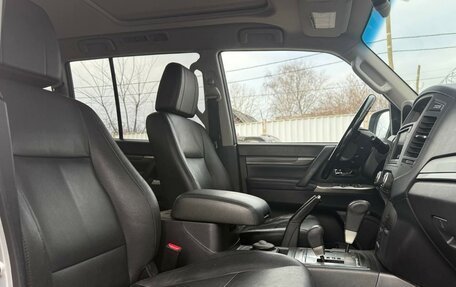 Mitsubishi Pajero IV, 2011 год, 2 020 000 рублей, 8 фотография