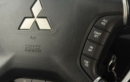 Mitsubishi Pajero IV, 2011 год, 2 020 000 рублей, 15 фотография