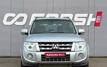 Mitsubishi Pajero IV, 2011 год, 2 020 000 рублей, 3 фотография