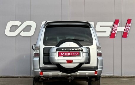Mitsubishi Pajero IV, 2011 год, 2 020 000 рублей, 4 фотография