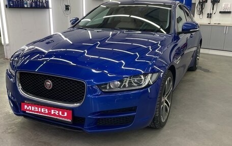 Jaguar XE I рестайлинг, 2016 год, 2 100 000 рублей, 3 фотография