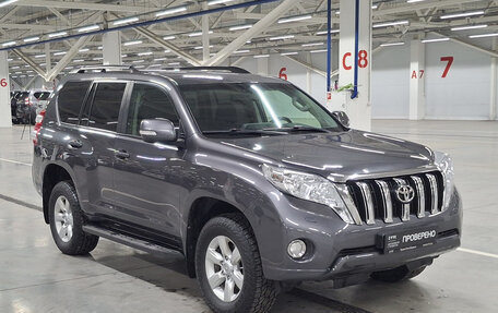 Toyota Land Cruiser Prado 150 рестайлинг 2, 2015 год, 2 950 000 рублей, 7 фотография