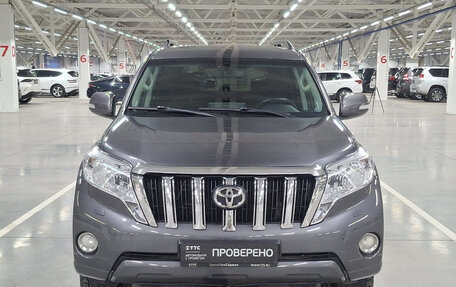 Toyota Land Cruiser Prado 150 рестайлинг 2, 2015 год, 2 950 000 рублей, 6 фотография