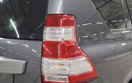 Toyota Land Cruiser Prado 150 рестайлинг 2, 2015 год, 2 950 000 рублей, 13 фотография