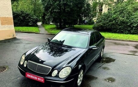 Mercedes-Benz E-Класс, 2005 год, 600 000 рублей, 1 фотография