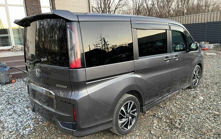 Honda Stepwgn IV, 2019 год, 2 240 000 рублей, 5 фотография