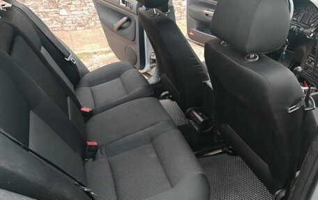 Volkswagen Bora, 2003 год, 340 000 рублей, 9 фотография