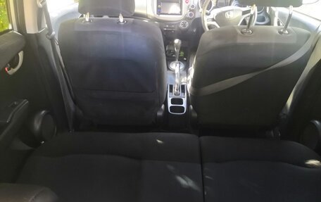 Honda Fit III, 2009 год, 650 000 рублей, 6 фотография