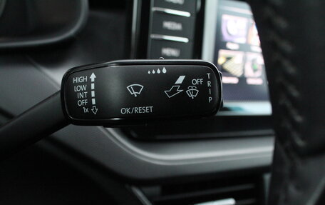 Skoda Rapid II, 2021 год, 1 800 000 рублей, 21 фотография