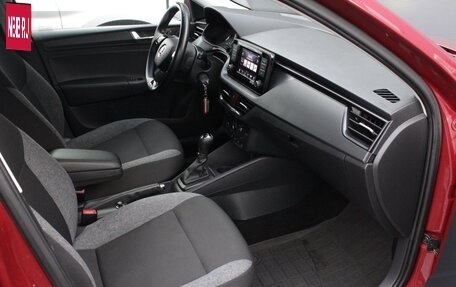 Skoda Rapid II, 2021 год, 1 800 000 рублей, 11 фотография