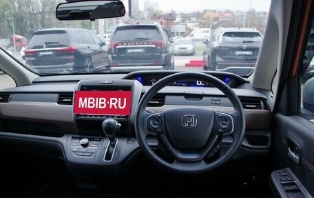 Honda Freed II, 2021 год, 2 369 000 рублей, 14 фотография