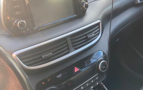 Hyundai Tucson III, 2020 год, 2 390 000 рублей, 14 фотография