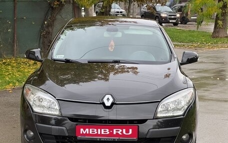 Renault Megane III, 2010 год, 630 000 рублей, 2 фотография