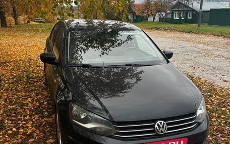 Volkswagen Polo VI (EU Market), 2017 год, 1 120 000 рублей, 2 фотография