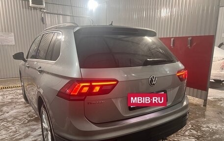 Volkswagen Tiguan I, 2017 год, 2 100 000 рублей, 4 фотография