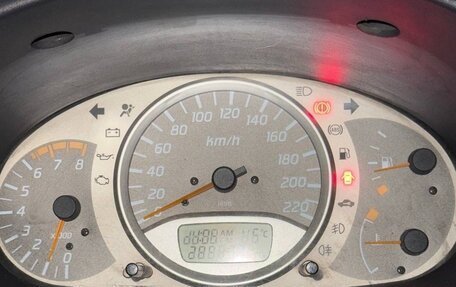 Nissan Almera Tino i, 2001 год, 160 000 рублей, 13 фотография