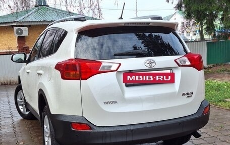 Toyota RAV4, 2014 год, 2 060 000 рублей, 6 фотография