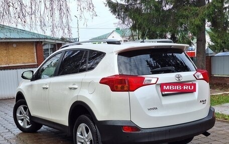 Toyota RAV4, 2014 год, 2 060 000 рублей, 5 фотография