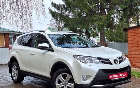 Toyota RAV4, 2014 год, 2 060 000 рублей, 11 фотография