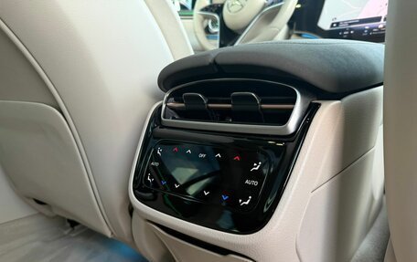 Mercedes-Benz EQS, 2021 год, 7 500 000 рублей, 22 фотография