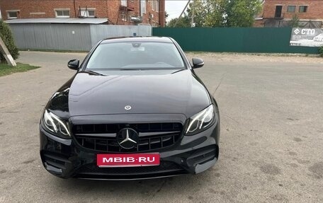 Mercedes-Benz E-Класс, 2017 год, 2 500 000 рублей, 1 фотография