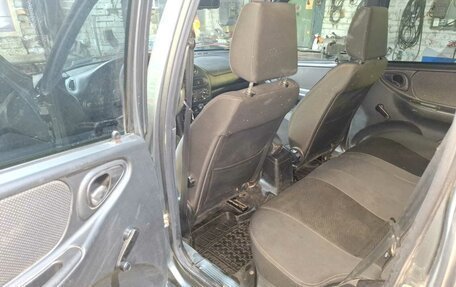 Chevrolet Niva I рестайлинг, 2018 год, 700 000 рублей, 10 фотография