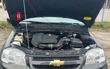 Chevrolet Niva I рестайлинг, 2018 год, 839 000 рублей, 30 фотография