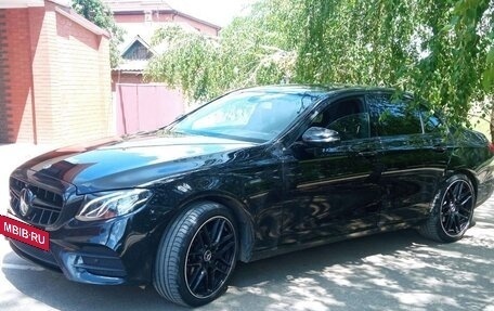 Mercedes-Benz E-Класс, 2017 год, 2 500 000 рублей, 9 фотография