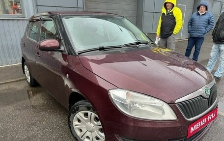 Skoda Fabia II, 2011 год, 550 000 рублей, 3 фотография