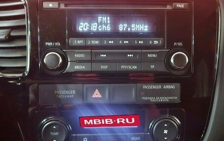 Mitsubishi Outlander III рестайлинг 3, 2015 год, 1 645 000 рублей, 13 фотография