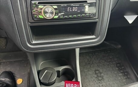 Skoda Fabia II, 2011 год, 550 000 рублей, 10 фотография