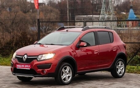 Renault Sandero II рестайлинг, 2015 год, 1 055 000 рублей, 1 фотография