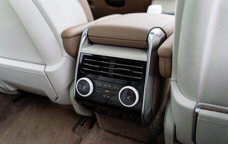 Land Rover Range Rover IV рестайлинг, 2023 год, 28 970 000 рублей, 30 фотография