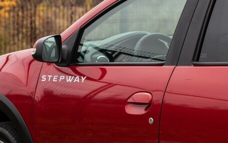 Renault Sandero II рестайлинг, 2015 год, 1 055 000 рублей, 17 фотография