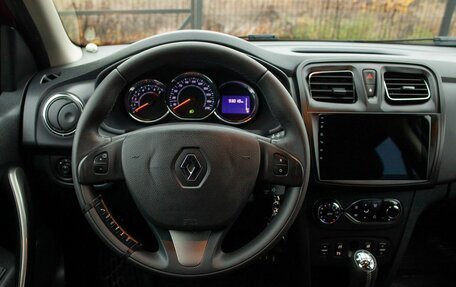 Renault Sandero II рестайлинг, 2015 год, 1 055 000 рублей, 22 фотография
