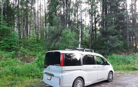 Honda Stepwgn IV, 2015 год, 1 700 000 рублей, 6 фотография