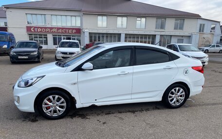 Hyundai Solaris II рестайлинг, 2013 год, 670 000 рублей, 5 фотография